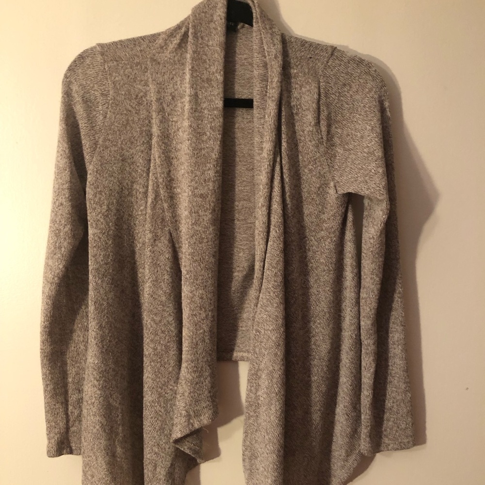 Loghyweight tan cardigan